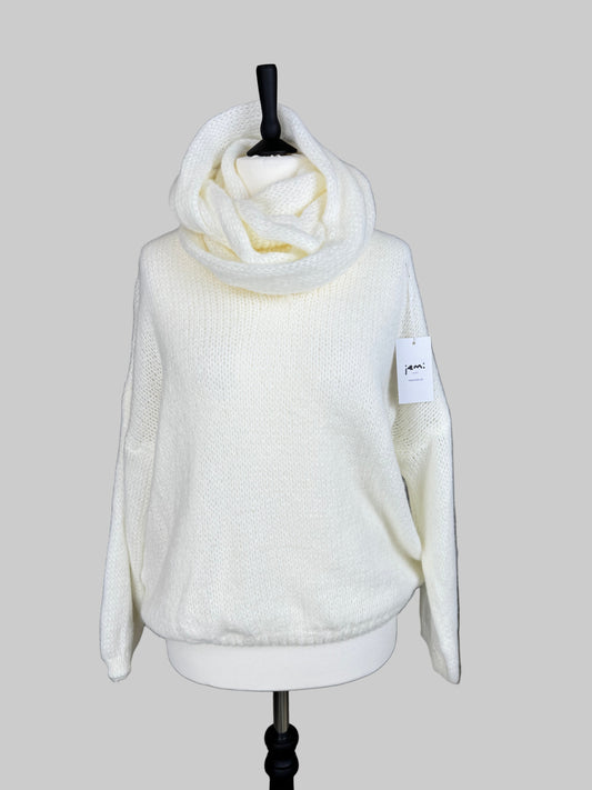 Strickpullover Maximiliane mit Schal Creme