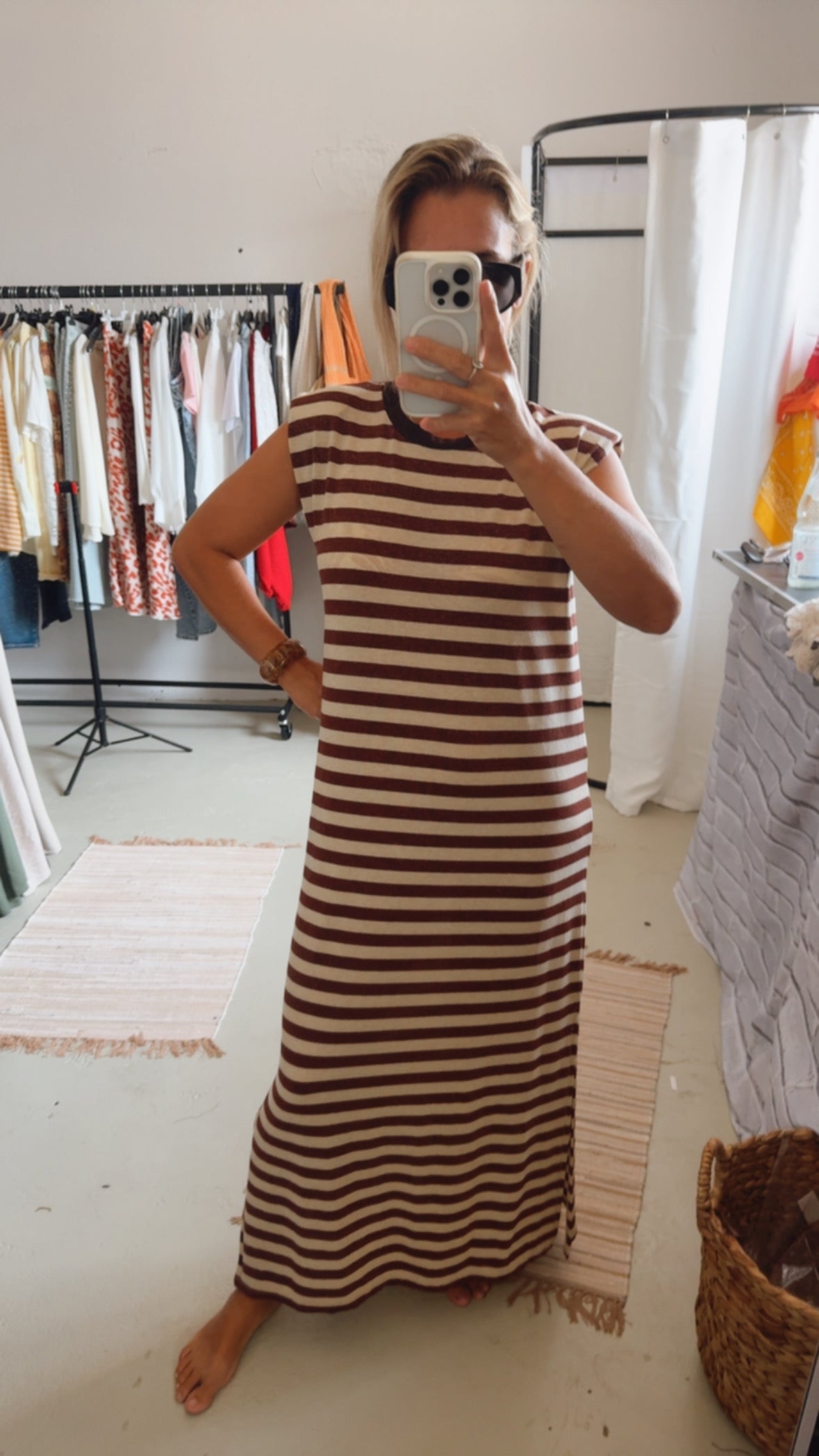 Maxikleid gestreift mit Glitzer braun