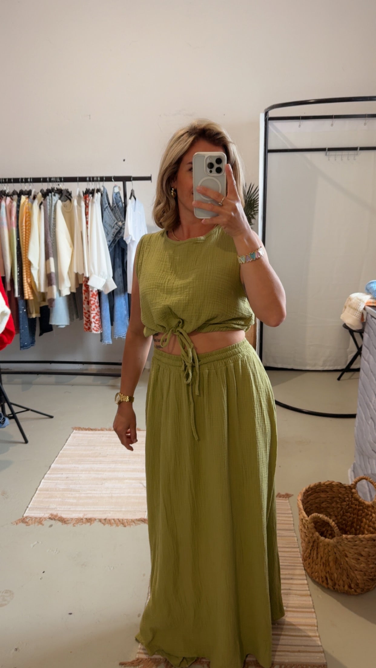 Musselin Zweiteiler Rock mit cropped Top grün