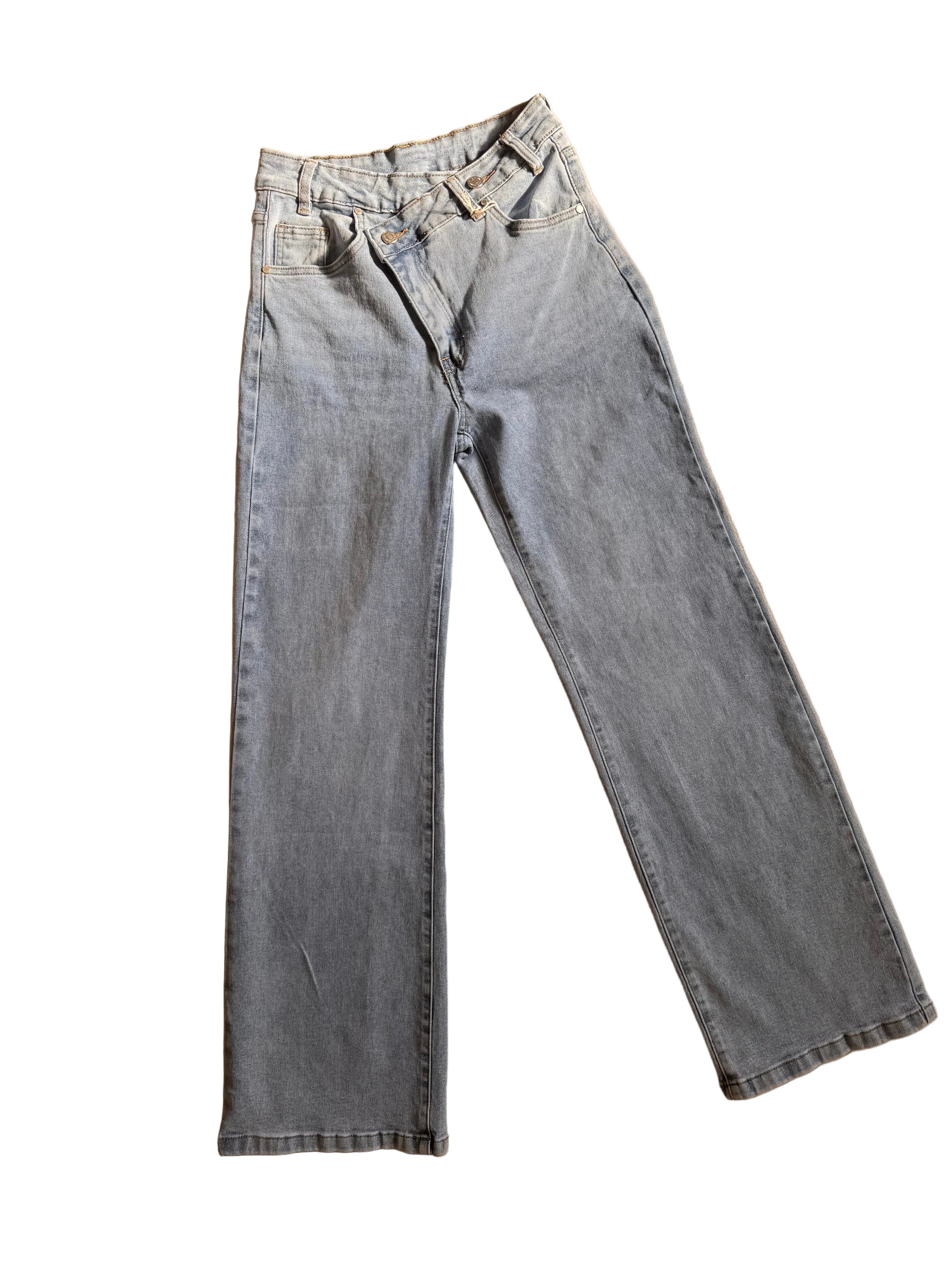 Asymetrische Jeans nur noch in S