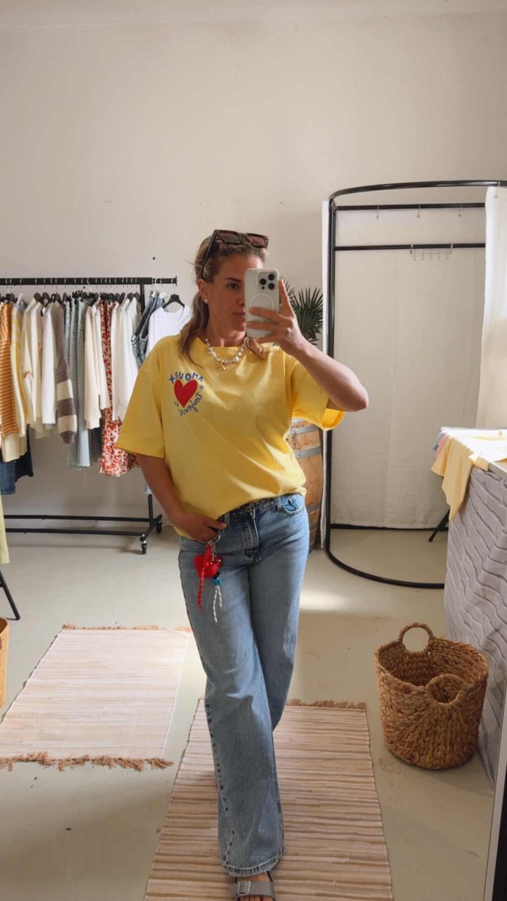 Jeans lang mit Nieten