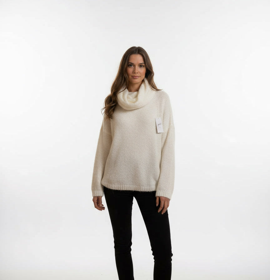 Strickpullover Maximiliane mit Schal Creme