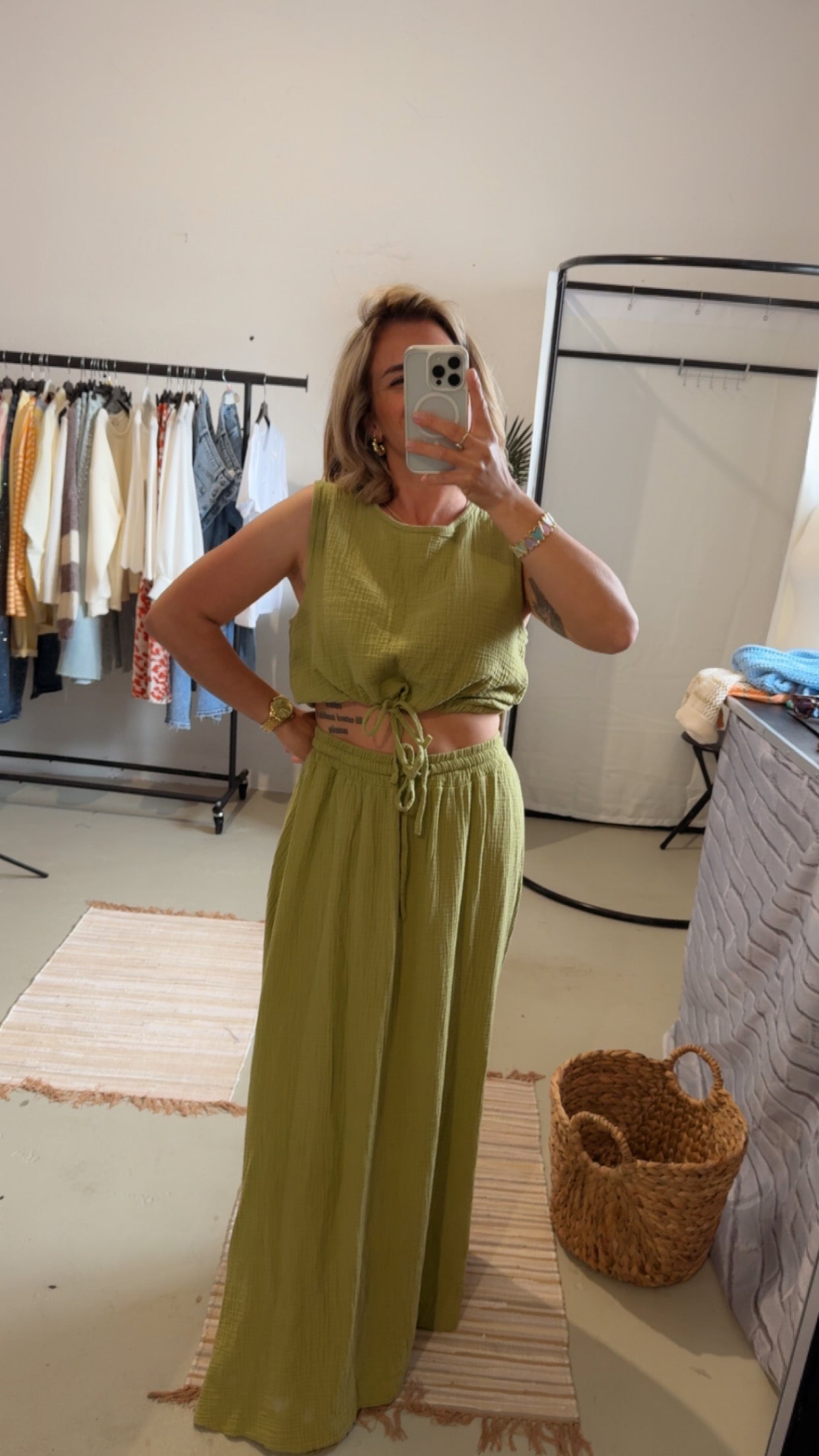 Musselin Zweiteiler Rock mit cropped Top grün