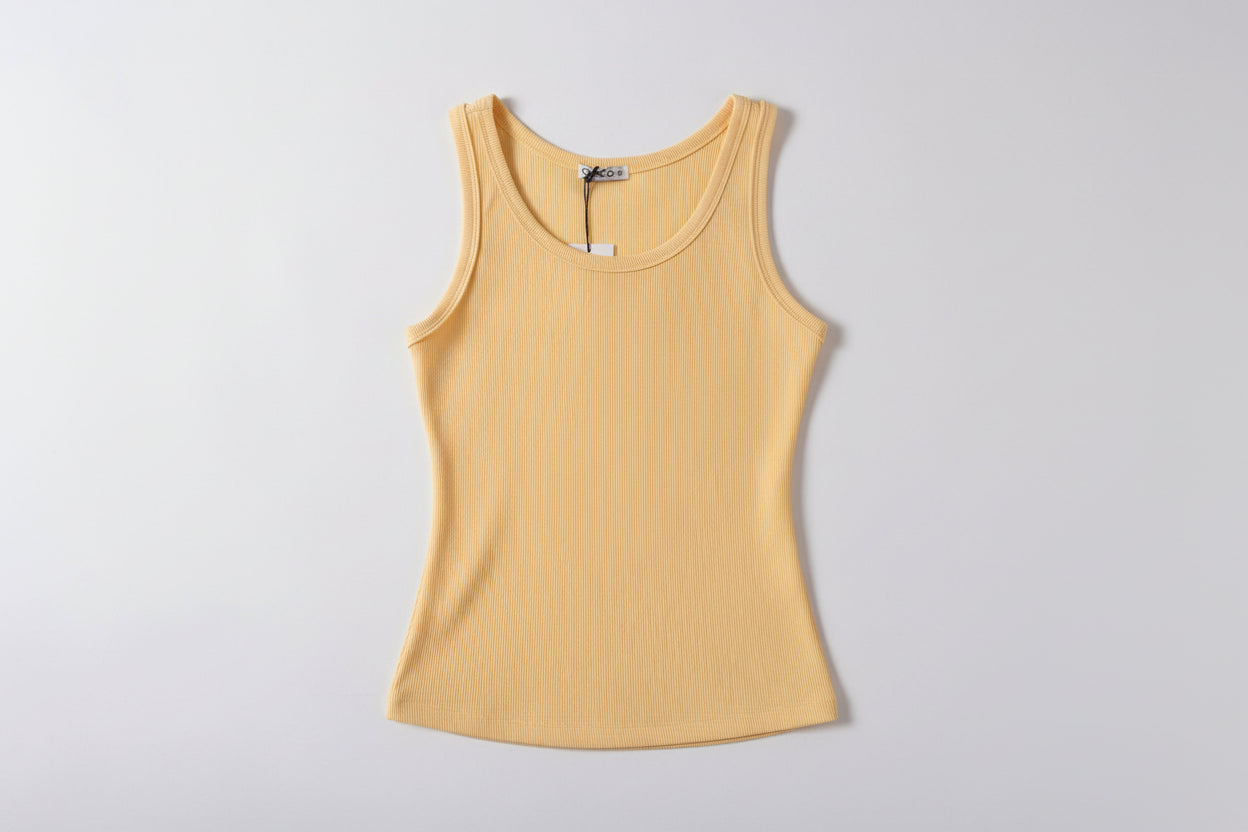 Geripptes Top in Pastellfarben