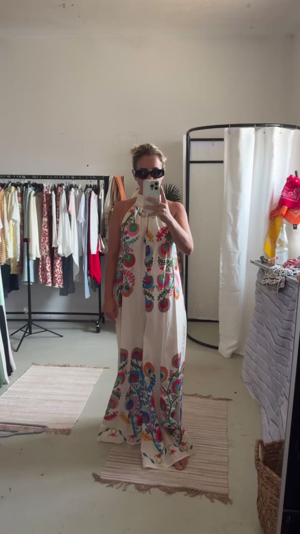 Maxi Jumpsuit mit Blumen Retro Stil creme