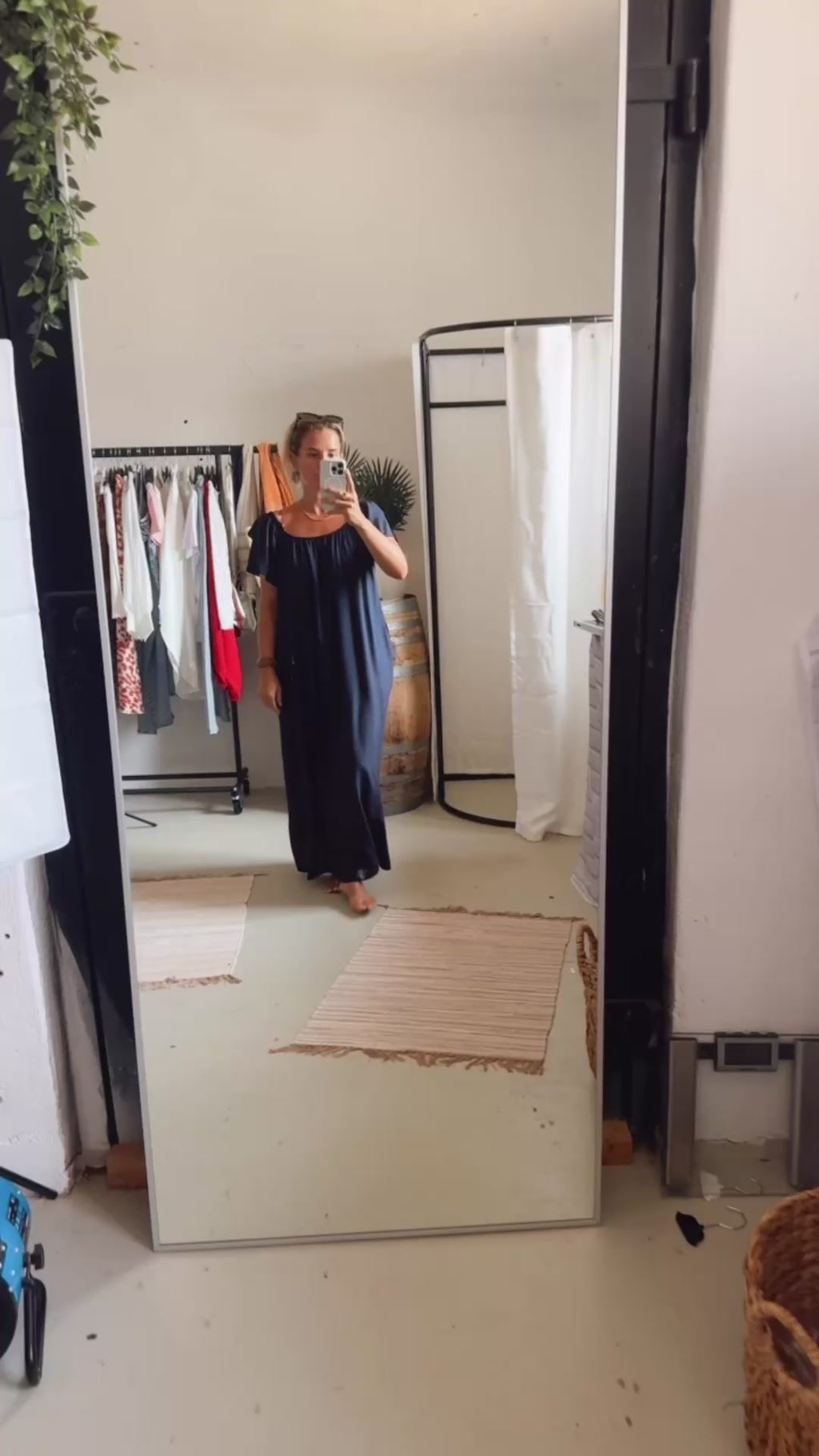 Maxikleid mit Volant Ärmeln marineblau