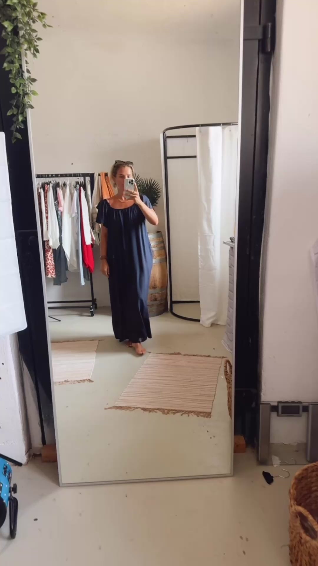 Maxikleid mit Volant Ärmeln marineblau