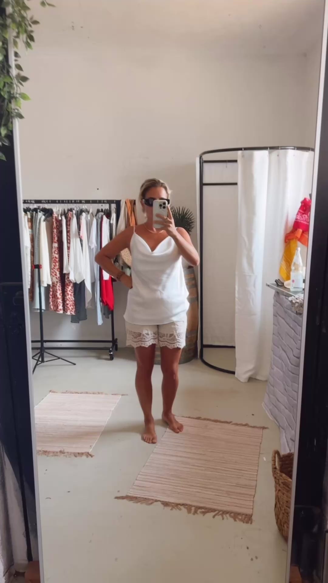Satinoptik Top weiß